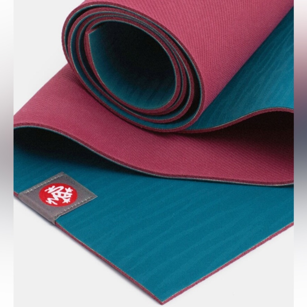 Manduka eKO Lite Yoga Mat in Maldive (blue) color